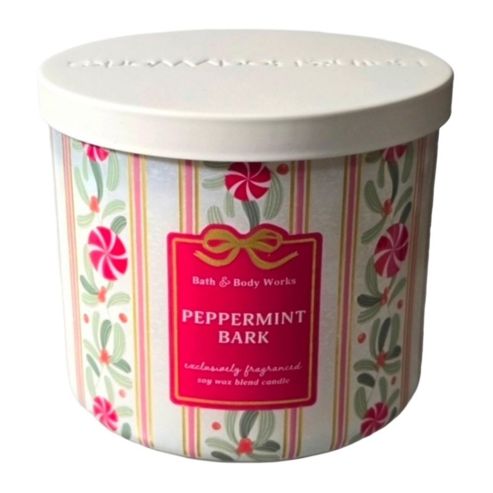 Bath & Body Works Peppermint Bark 3-Wick Candle New